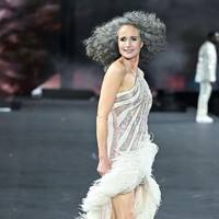 “Aku 64 dan ini adalah waktu hidupku. Pada akhirnya aku akan menjadi silver. Dan aku ingin memiliki pengalaman merasakannya,” kata pemain film Magic Mike XXL itu. Foto: Getty Images