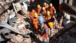 Bangunan Tua di India Runtuh Saat Pembongkaran, Dua Pekerja Tewas