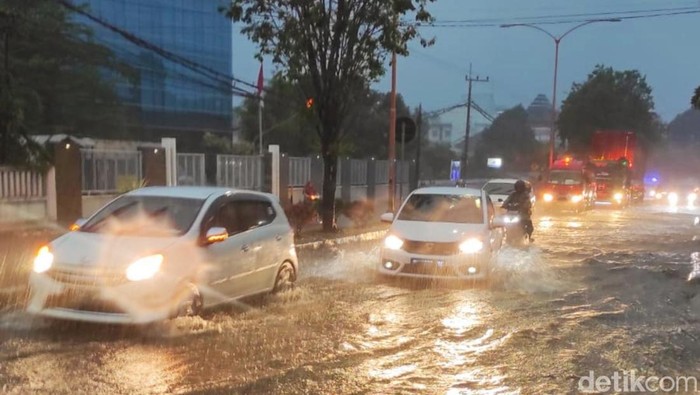 banjir di banyuwangi
