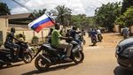 Bendera Rusia Berkibar Saat Rusuh Kudeta Burkina Faso, Ini Foto-fotonya