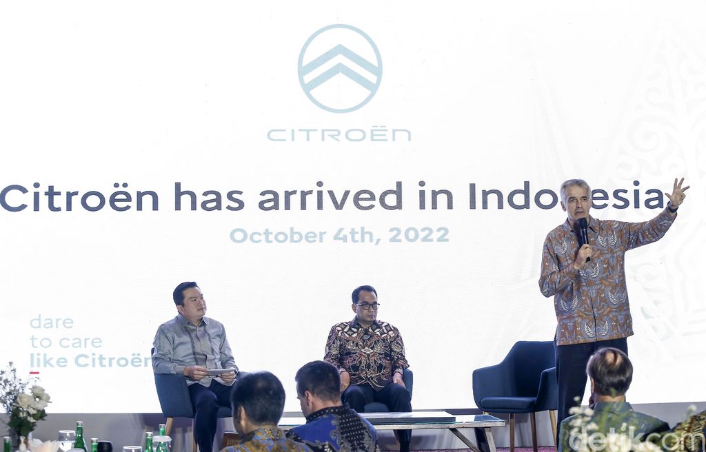 Citroen resmi menjejakkan kakinya lagi di Indonesia. Pabrikan asal Prancis itu comeback setelah terakhir berkiprah di tanah air pada era 1990-an silam.