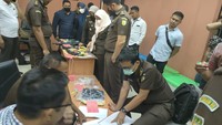 Dicek Jaksa, Barang Bukti Kasus Sambo Dkk Dikemas 6 Boks Plastik Kontainer Foto: Dok. Istimewa