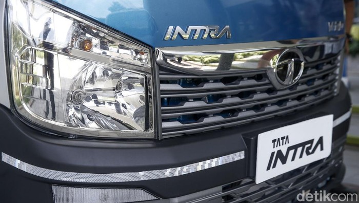 Peluncuran Mobil Pikap Tata Intra V20 Tata Motors resmi memperkenalkan mobil pikap terbaru di Indonesia. Mobil pikap terbaru yang sanggup menenggak biosolar B30 itu adalah Tata Intra V20.