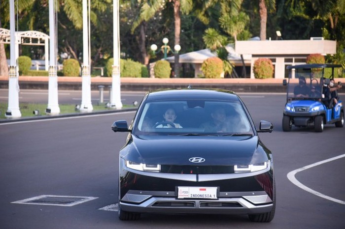 Puan Maharani jajal Hyundai Ioniq 5