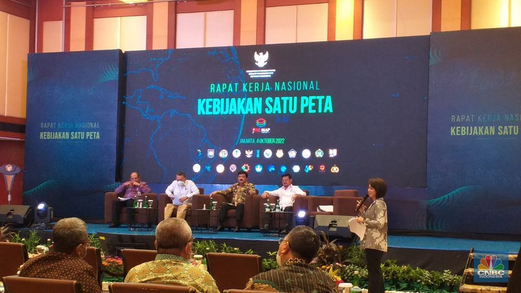 Menteri Pertanian, Menteri ATR/BPN, Menteri ESDM saat diskusi Rakernas Kebijakan Satu Peta, Jakarta, Selasa (4/10/2022).