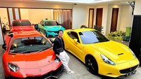 Penampkan garari rumah Rizky Billar. Foto: Instagram Rizky Billar