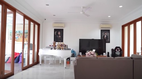 Rumah Rizky Billar dan Lesti Kejora