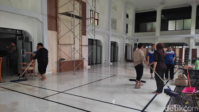 Salah satu ruangan di kawasan Gedung Sate Bandung kebanjiran.