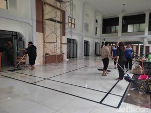 Kantor di Kawasan Gedung Sate Sempat Tergenang Akibat Hujan Deras