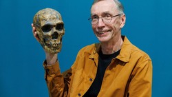 Penguak Misteri Manusia Purba Neanderthal Gaet Nobel