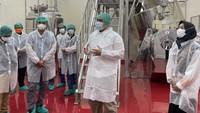 Pabrik KFSP berada di Cikarang, Jawa Barat terdapat dua tempat produksi yang terpisah, antara lain pabrik produksi khusus Iodine dan multi purpose. Untuk produksi iodine, per tahunnya bisa mencapai 150 ton. Sedangkan untuk pabrik multi purpose-nya, ada di kisaran 70-100 ton per tahunnya. Kimia Farma juga memiliki Iodium Crude Mining yang telah mendukung sebagian kebutuhan produksi BBO dalam negeri. Sebagian iodium dalam bentuk crude diekspor ke China dan India, serta sebagiannya diproses oleh KFSP sendiri untuk diproses menjadi Povidone Iodine.