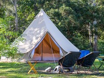 Habiskan Waktu Bersama Teman di 3 Glamping Estetik Yogyakarta