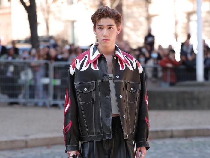 PARIS, FRANCE - OCTOBER 04: Krit Amnuaydechkorn aka PP Krit  attends the Miu Miu Womenswear Spring/Summer 2023 show as part of Paris Fashion Week  on October 04, 2022 in Paris, France. (Photo by Jacopo Raule/GC Images)