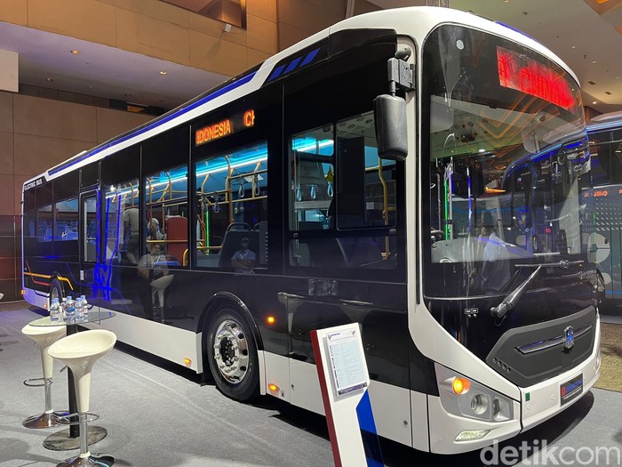 Bus listrik China Zhong Tong Bus dan Golden Dragon