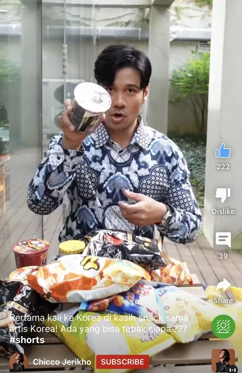 Chicco Jerikho dapat hadiah camilan dari aktris Korea