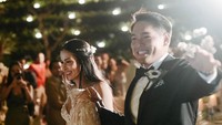 Estelle Linden menggelar pernikahan dengan Pang Xue Kai di Uluwatu, Bali. (Foto: dok Instagram)