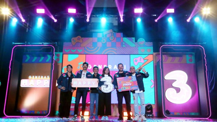 Indosat Gandeng Najwa Shihab Indosat Ooredoo Hutchison melalui brand Tri hadirkan program Generasi Happy. Indosat menggandeng Najwa Shihab.
