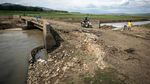 Jalan Lama yang Tersembunyi di Waduk Gajah Mungkur Kini Muncul
