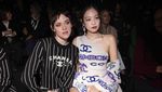 Anggunnya Jennie BLACKPINK Pakai Gaun Handuk di Paris Fashion Week