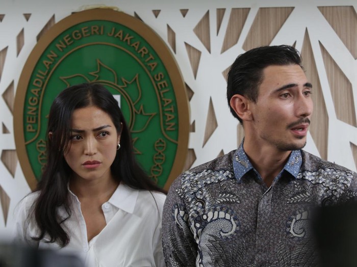 Jessica Iskandar dan Vincent Verhaag