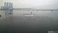Water Trappen adalah teknik mengapung dalam air. Tekni ini dapat dilakukan dengan posisi tegak seperti gaya katak.