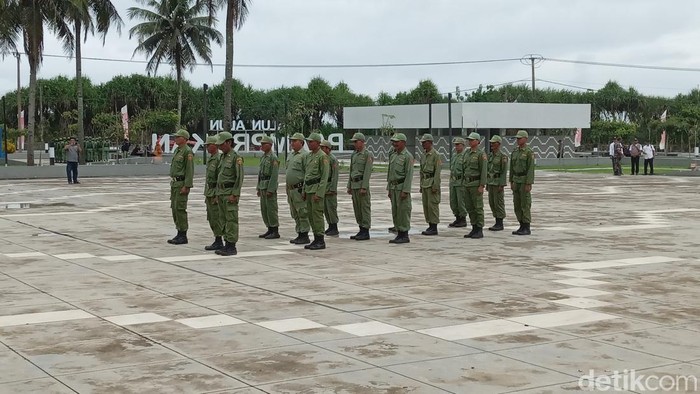 Keseruan Lomba PBB Satlinmas Pangandaran
