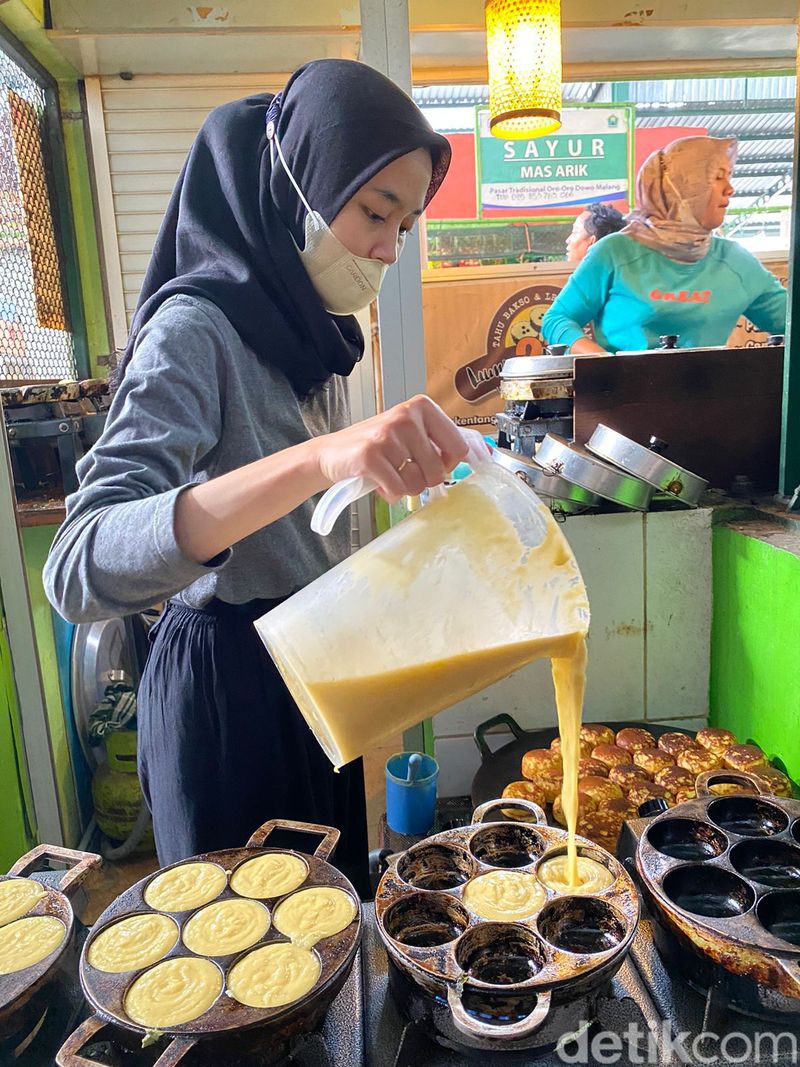 7 Kuliner di Pasar Oro-oro Dowo Ini Diantre Pelanggan hingga Berjam-jam