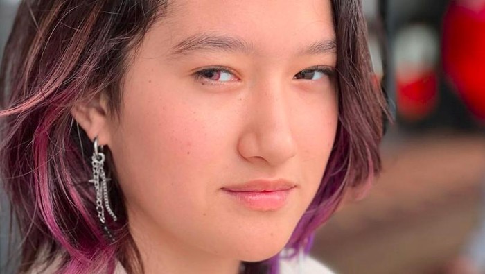 Nadya Hutagalung anak Nadya Hutagalung.