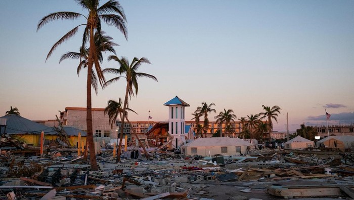 Remains of destroyed restaurants, shops and other businesses are seen after Hurricane Ian caused widespread destruction, in Fort Myers Beach, Florida, U.S., October 4, 2022. REUTERS/Marco Bello
