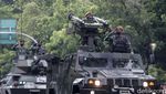 Parade Prajurit dan Alutsista TNI di Depan Istana Merdeka