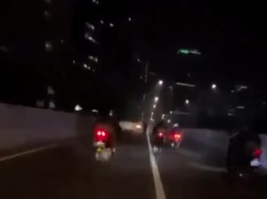 Viral Rombongan Motor Kebut-kebutan sampai Crash di JLNT Casablanca, Ini Kata Polisi