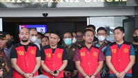 Usai pelimpahan ini, jaksa bakal menyusun dakwaan. Setelah itu, jaksa bakal menyerahkan berkas ke pengadilan agar para tersangka segera diadili. (Foto: dok. Kejagung)
