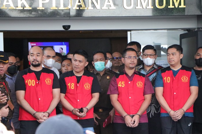 Penampakan para tersangka kasus obstruction of justice kasus Yosua Penampakan para tersangka kasus obstruction of justice kasus Yosua