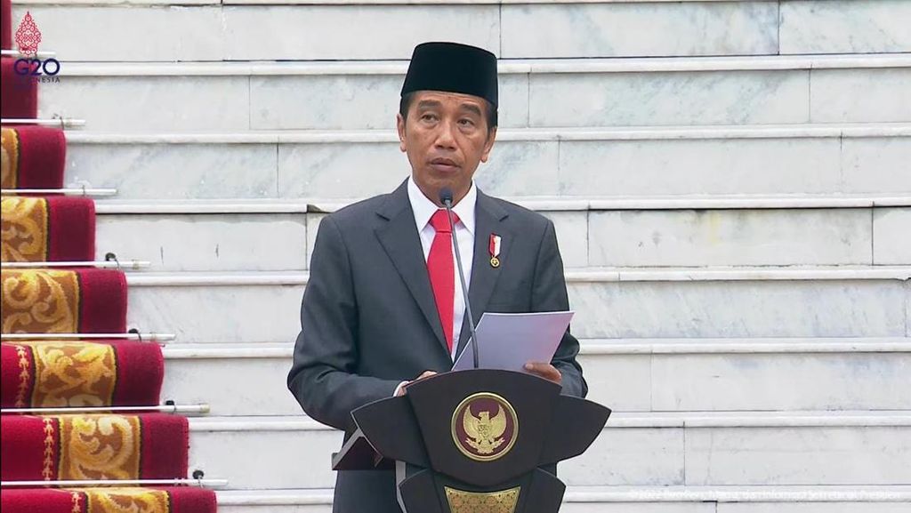 Jokowi: Di Tengah Tantangan, Saya Minta TNI Tingkatkan Profesionalitas