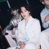 4. Jimin BTSSejumlah personil BTS juga masuk dalam daftar, di urutan keempat ada Jimin yang dikenal dengan pesonanya.Foto: Instagram