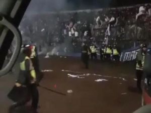 Beredar Video Percakapan Bahagia Singgung Tragedi Kanjuruhan Ibarat Perang