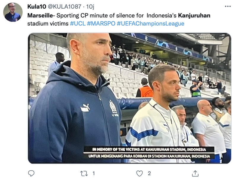 Sejumlah laga Liga Champions tadi malam diawali dengan mengheningkan cipta mengenang Tragedi Kanjuruhan, Malang.