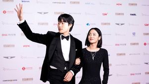 Ryu Jun Yeol Tak Mau Lepas dari Tangan Jeon Yeo Bin Nih!