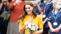 Gaun tersebut tampak serasi dengan warna rambut sang Princess of Wales. (Foto: Samir Hussein/WireImage/Samir Hussein)