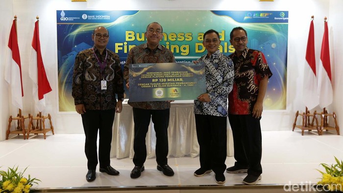Bank Mega Syariah Salurkan Pembiayaan untuk RS Islam Surabaya Bank Mega Syariah menyalurkan pembiayaan syariah kepada Yayasan Rumah Sakit Islam Surabaya (YARSIS) Ahmad Yani. Besaran pembiyaan Rp 120 M.
