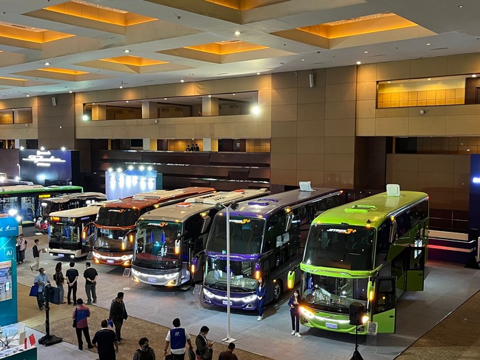 Beragam bus premium buatan Indonesia yang meriahkan Busworld Southeast Asia 2022