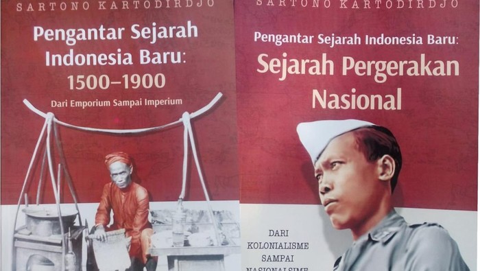 Buku karya Bapak Sejarah Indonesia Sartono Kartodirdjo
