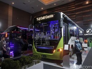 Bus Premium, Bus Lokal dan Listrik Kumpul di JIExpo Kemayoran