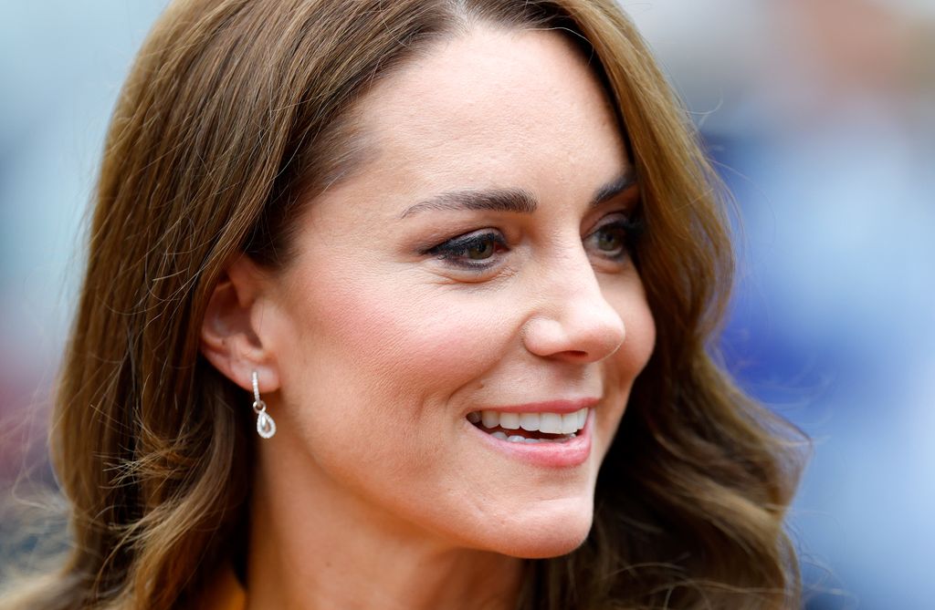 GUILDFORD, UNITED KINGDOM - OCTOBER 05: (EMBARGOED FOR PUBLICATION IN UK NEWSPAPERS UNTIL 24 HOURS AFTER CREATE DATE AND TIME) Catherine, Princess of Wales visits the Royal Surrey County Hospital's Maternity Unit at the Royal Surrey County Hospital on October 5, 2022 in Guildford, England. During her visit to the hospital's maternity unit, which delivers and cares for around 3,000 babies per year, the princess heard about the holistic support it provides to pregnant women and new mothers to ensure they receive the best possible care throughout and beyond their pregnancies. (Photo by Max Mumby/Indigo/Getty Images)