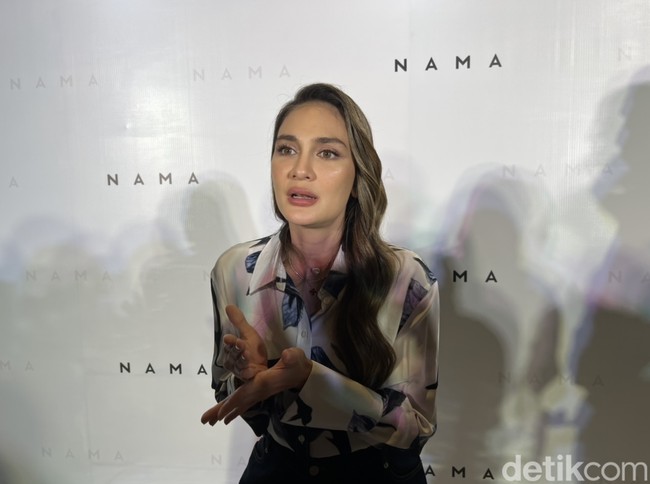 Menurut Luna, asupan makanan yang sehat dan bergizi juga bisa mempengaruhi kondisi kulit. Selain itu istirahat yang cukup juga dibutuhkan untuk mendapatkan kulit yang sehat dan glowing. Foto: Wolipop/Vina Oktiani