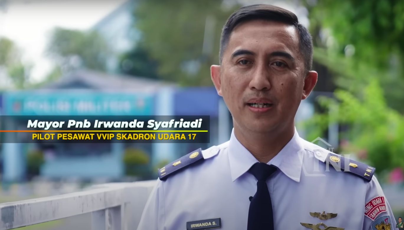 Mayor Pnb Irwanda Syafriadi, pilot pesawat VVIP Skadron Udara 17. (Kanal YouTube Jenderal TNI Andika Perkasa)