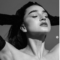 Aku menerima surat dengan menahan perasaan marah dan sakit, teman sekamar saya yang menjadi pesaing datang dari negara teroris, dari negara yang kehilangan semua hukum dan ketertiban, dari negara yang menjijikan dan menodai planet kita yang indah, dari ruzzia, tulis Olga dalam unggahannya di Instagram pada Selasa (4/10/2022). Foto: Dok. Instagram @olgavslv