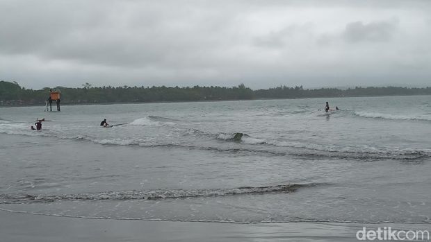 Pantai Batukaras Pangandaran