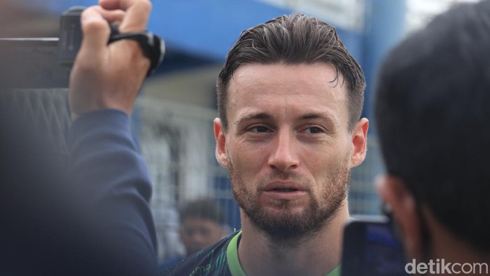 Pemain Persib Bandung Marc Klok.