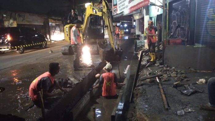 Proyek galian di Jl Setiabudi, Pamulang, Tangsel, berlanjut. (Dok Dinas PUPR Banten)